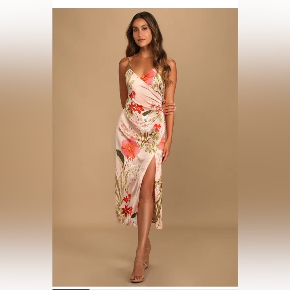 Lulu's Floral Midi Dress in Cream and Red
